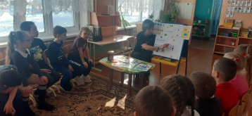 Рисование декоративных узоров в подготовительной группе Рисование декоративных узоров в подготовительной группе.